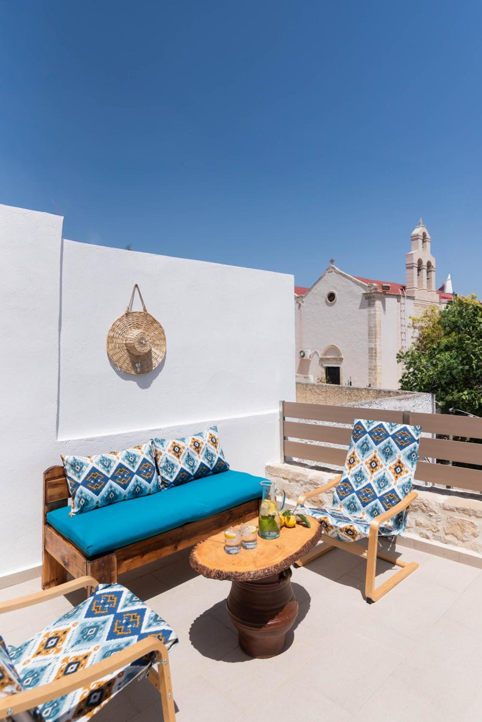 Faidra House