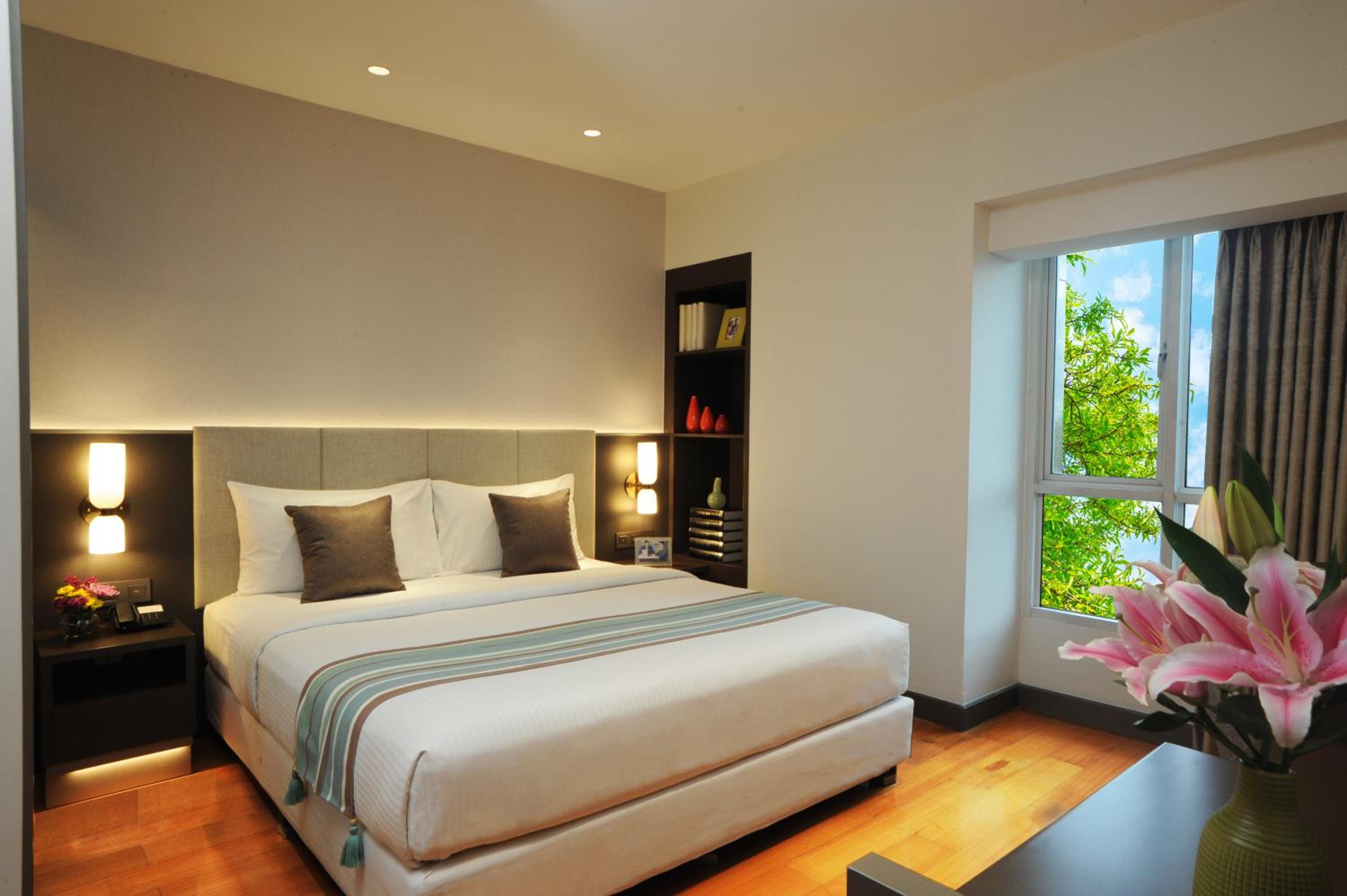 Somerset Berlian Jakarta