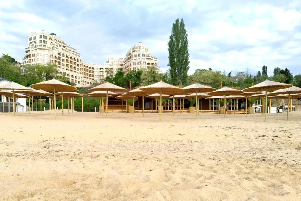 Cabacum Beach Residence - free parking