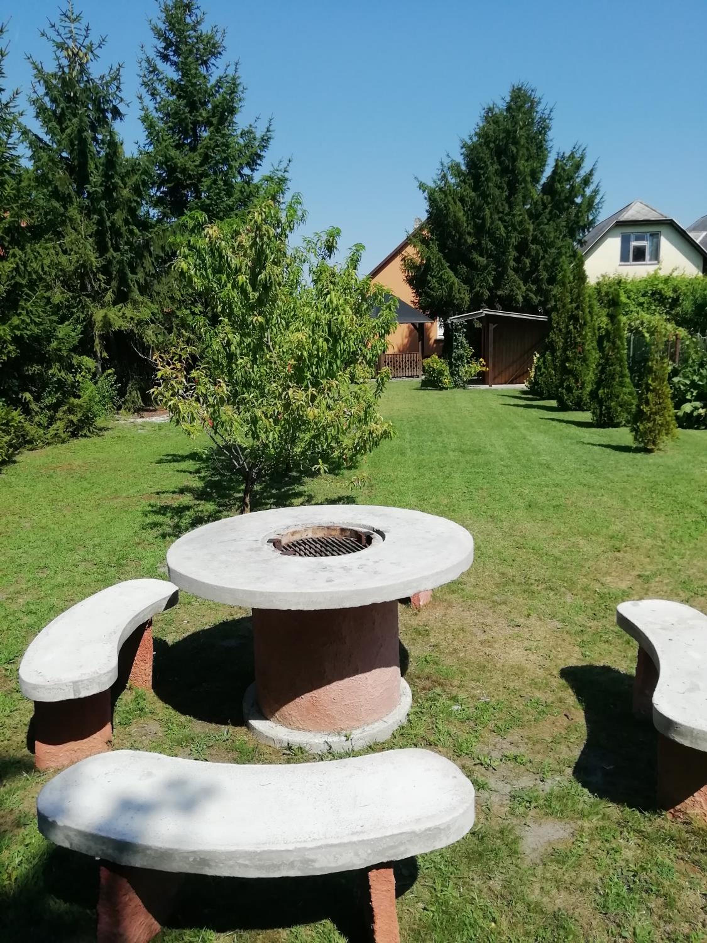 Haus Tannenmeise - Fenyvescinege Ház view 2