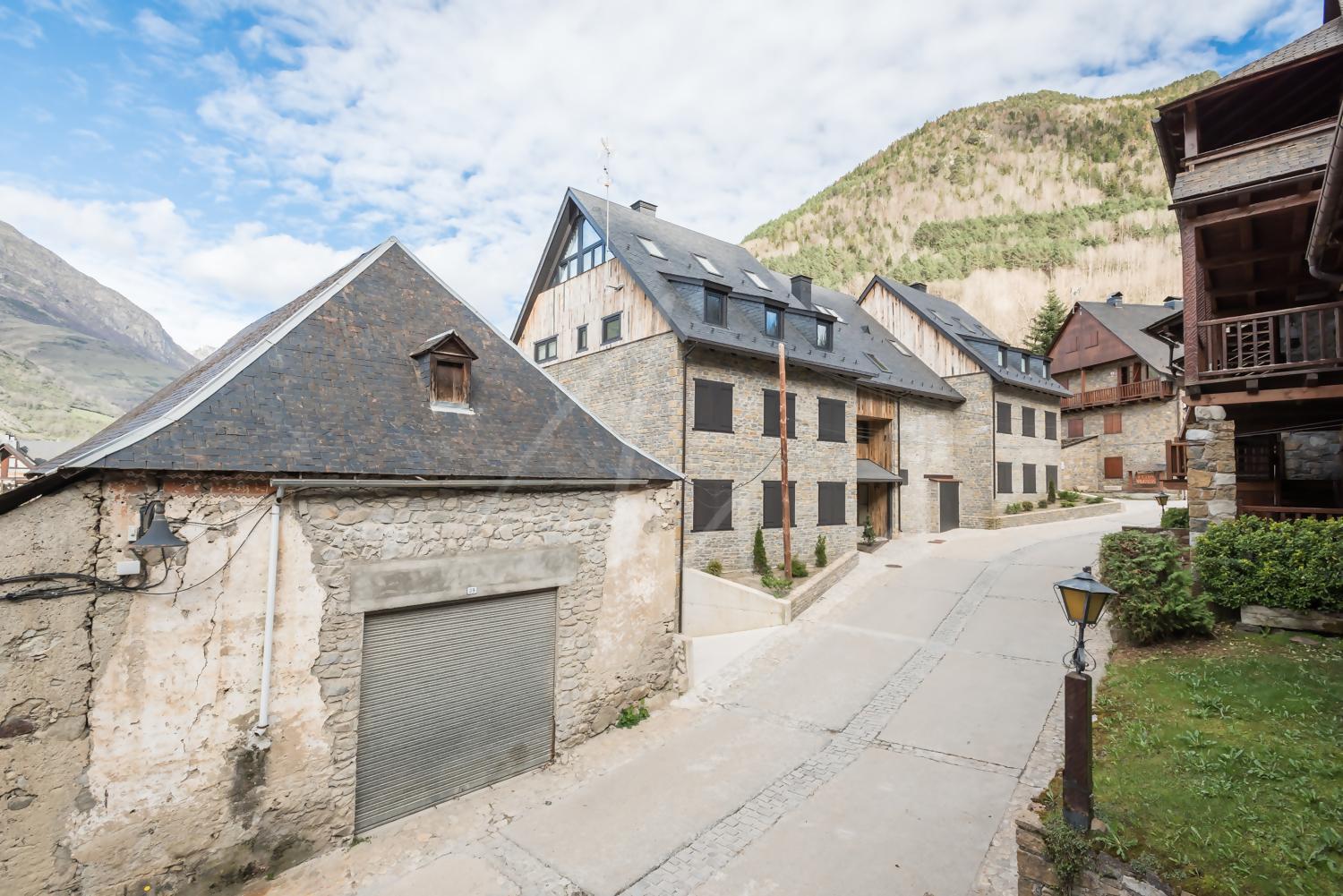 Montardo by SeaMount Rentals