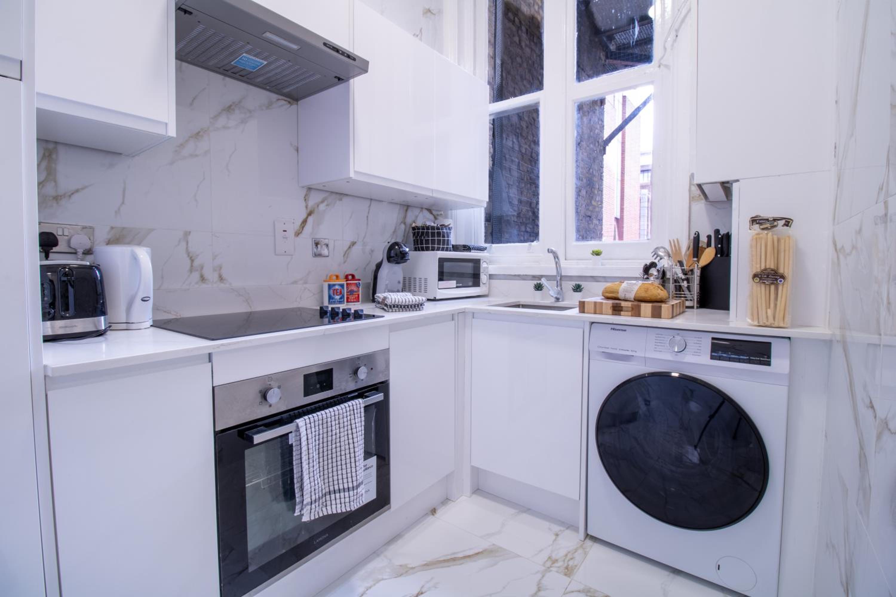 Luxurious Apartments on Oxford Street