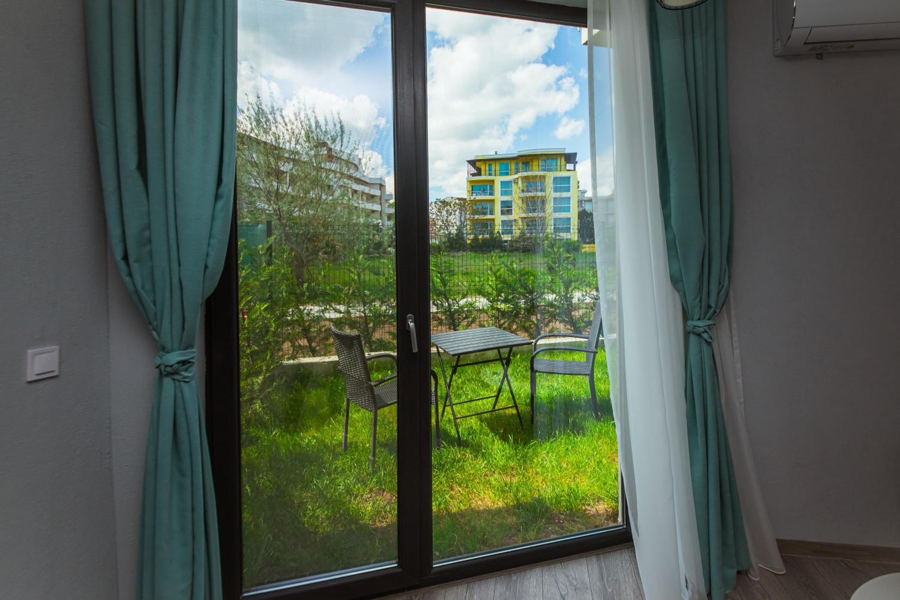 AthmosphereVillaEma Apartments