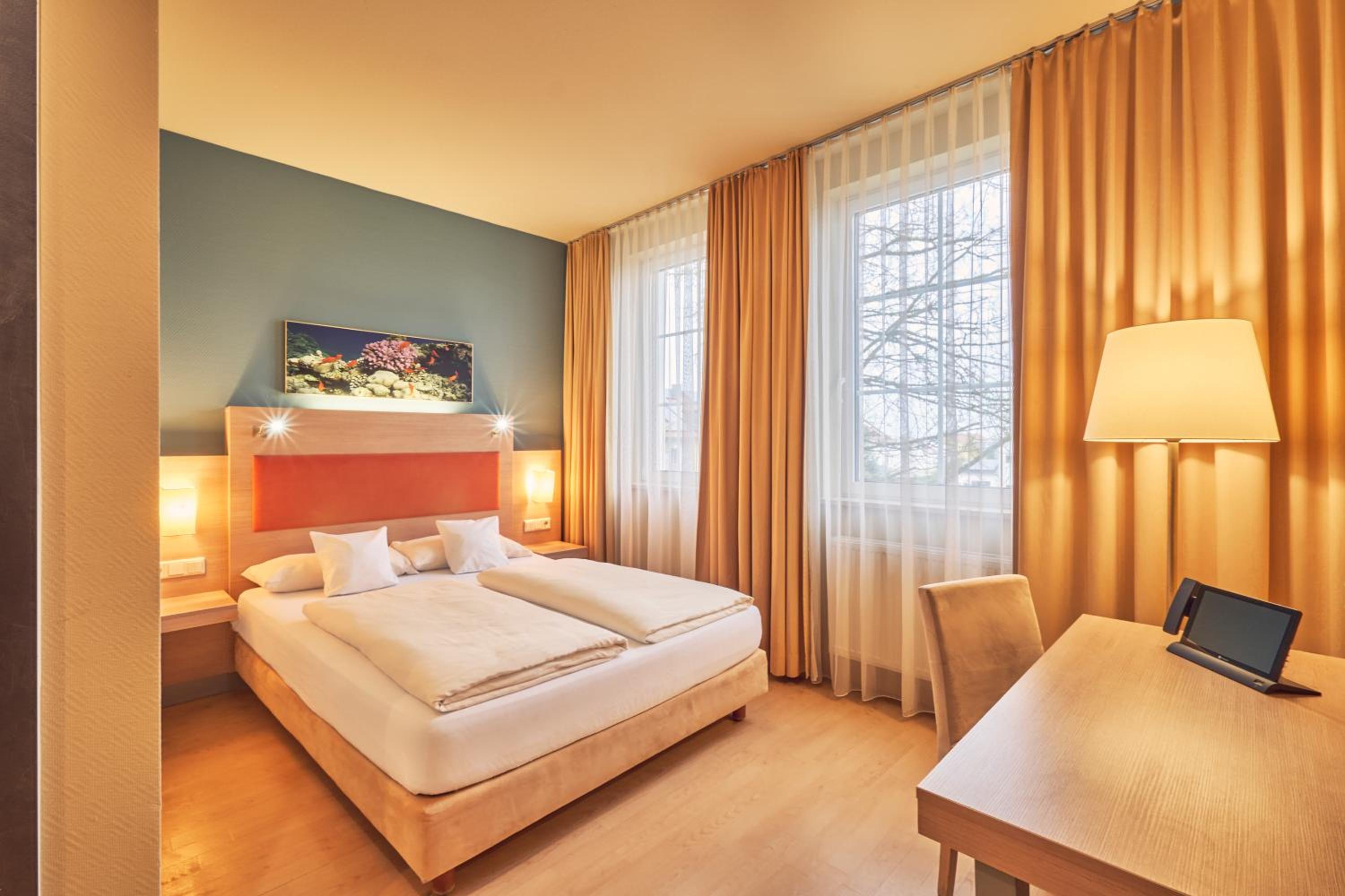 AKZENT Hotel Aufkirchen - Property Image 1
