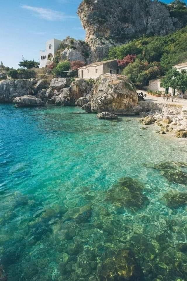 ERICE APARTMENTS