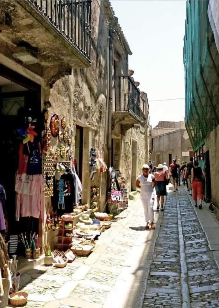 ERICE APARTMENTS