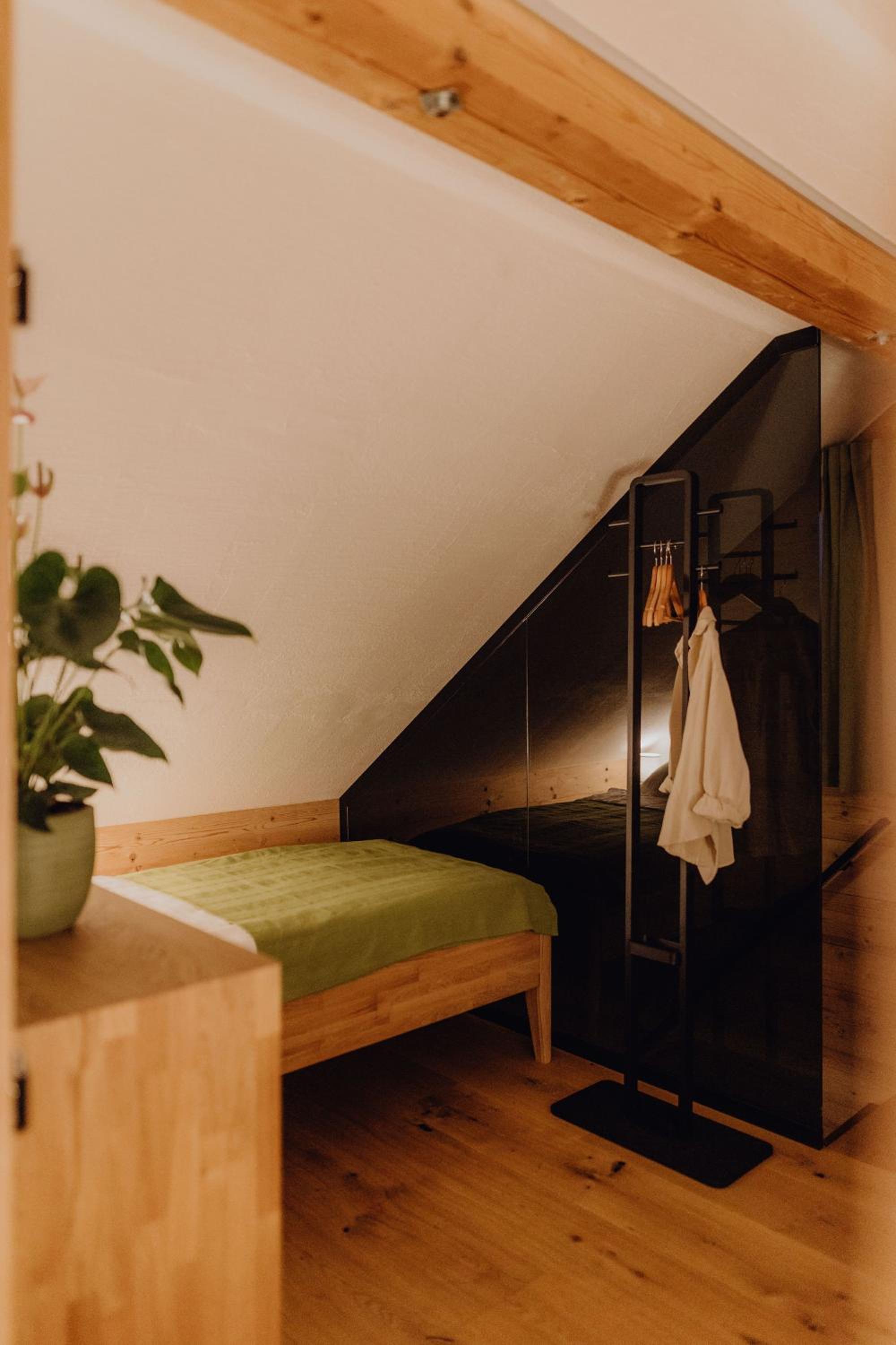 Chalet im Obstgarten