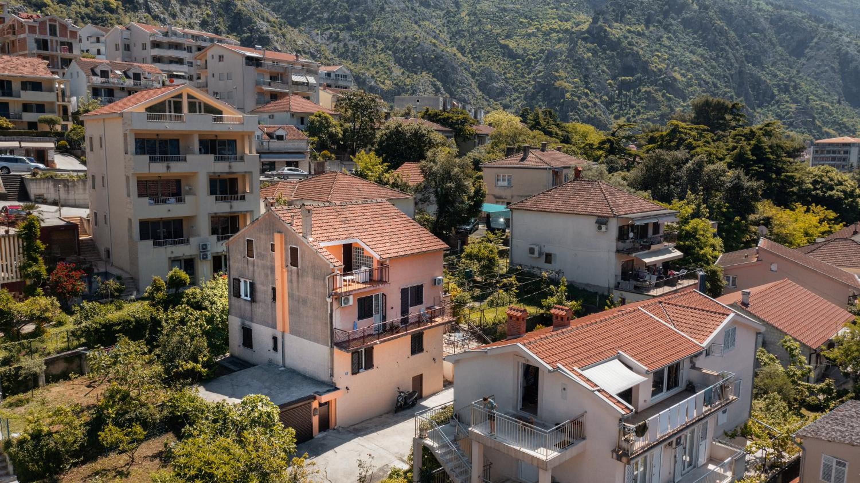 Apartment Busola