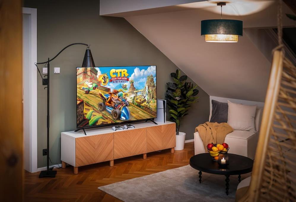 3BR AC Heaven of Harmony LUXPenthouse Theater view