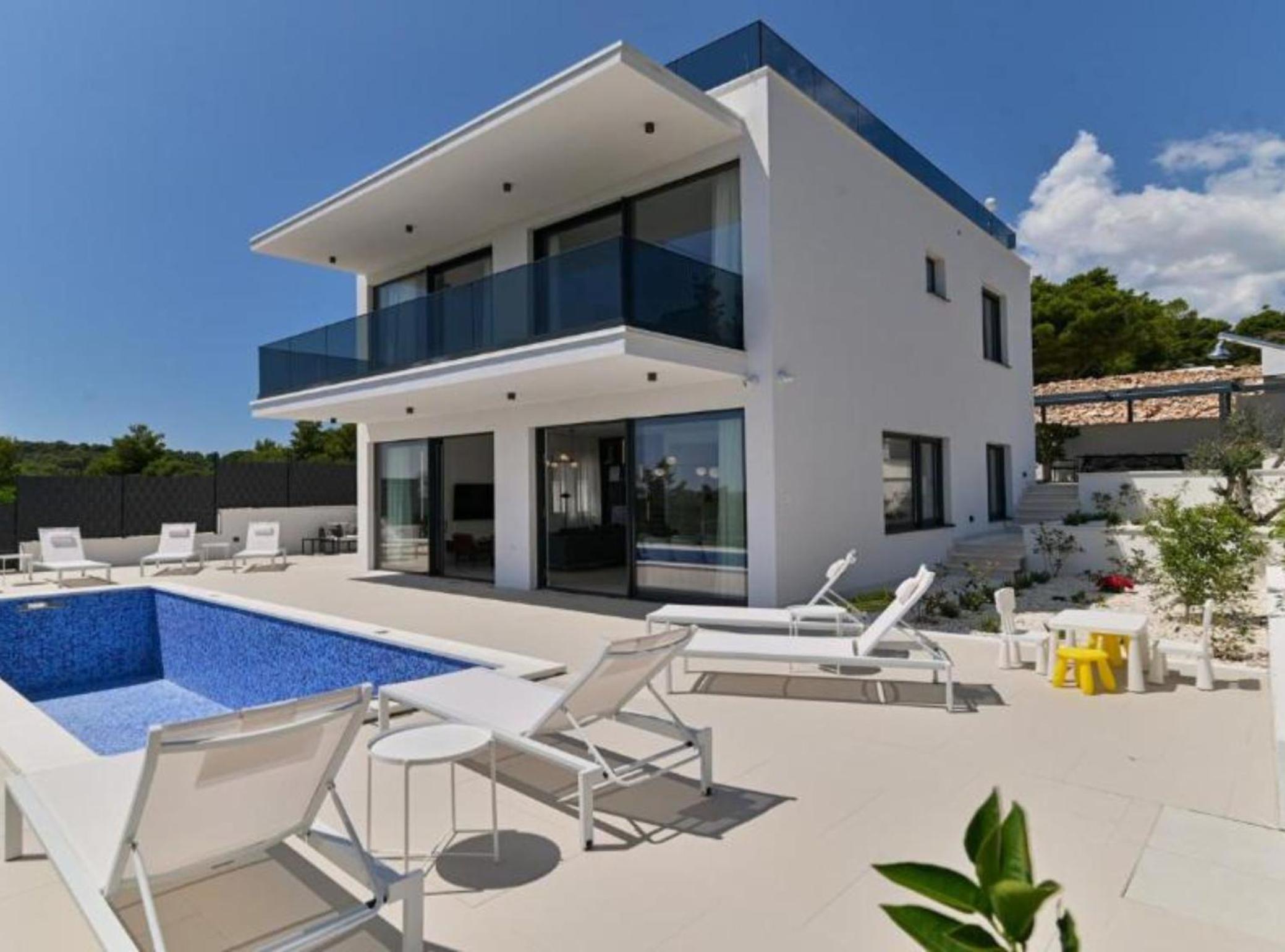 Villa Olive view 2