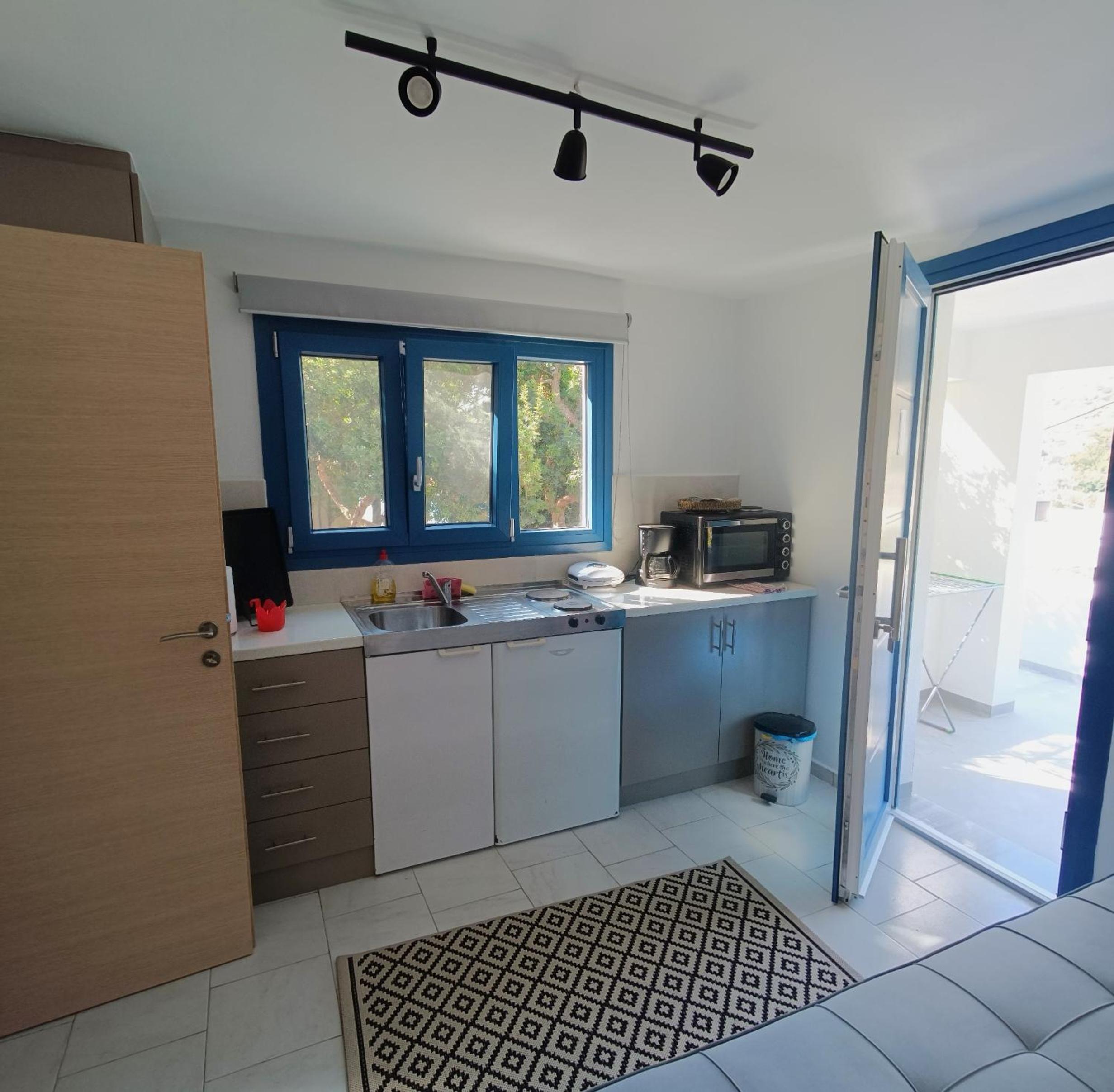 Thea Apartments
