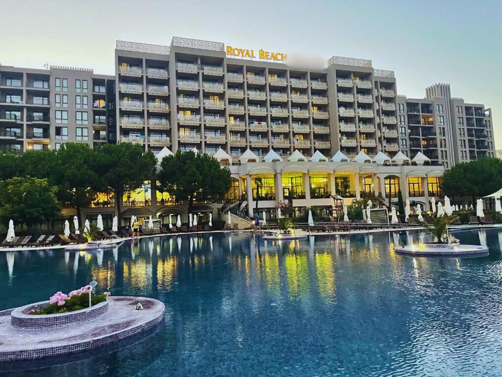 Apartment A206 in Royal Beach Hotel