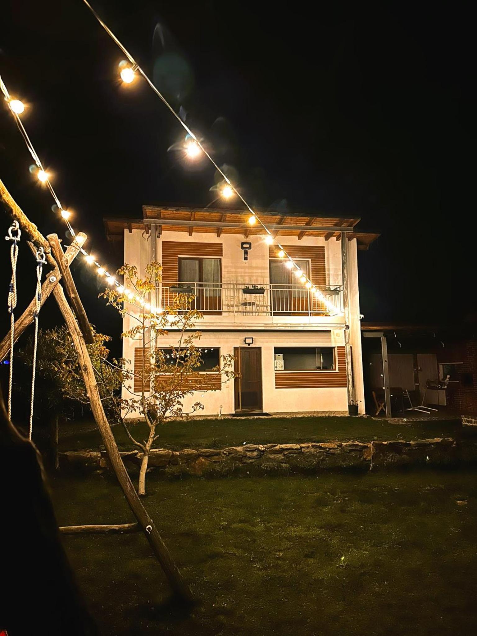 Wanderlust Cottage Avrig view 3