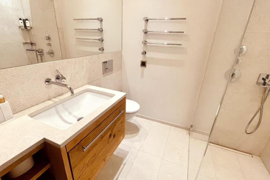 4 Bedroom Penthouse Apt in Flims Waldhaus