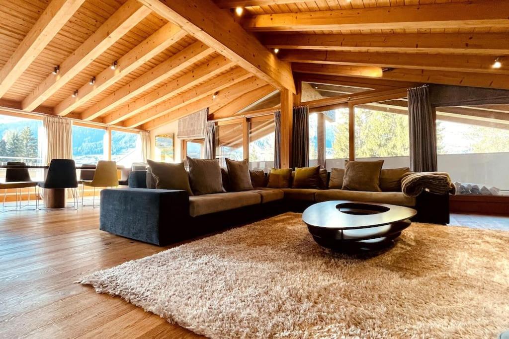 4 Bedroom Penthouse Apt in Flims Waldhaus