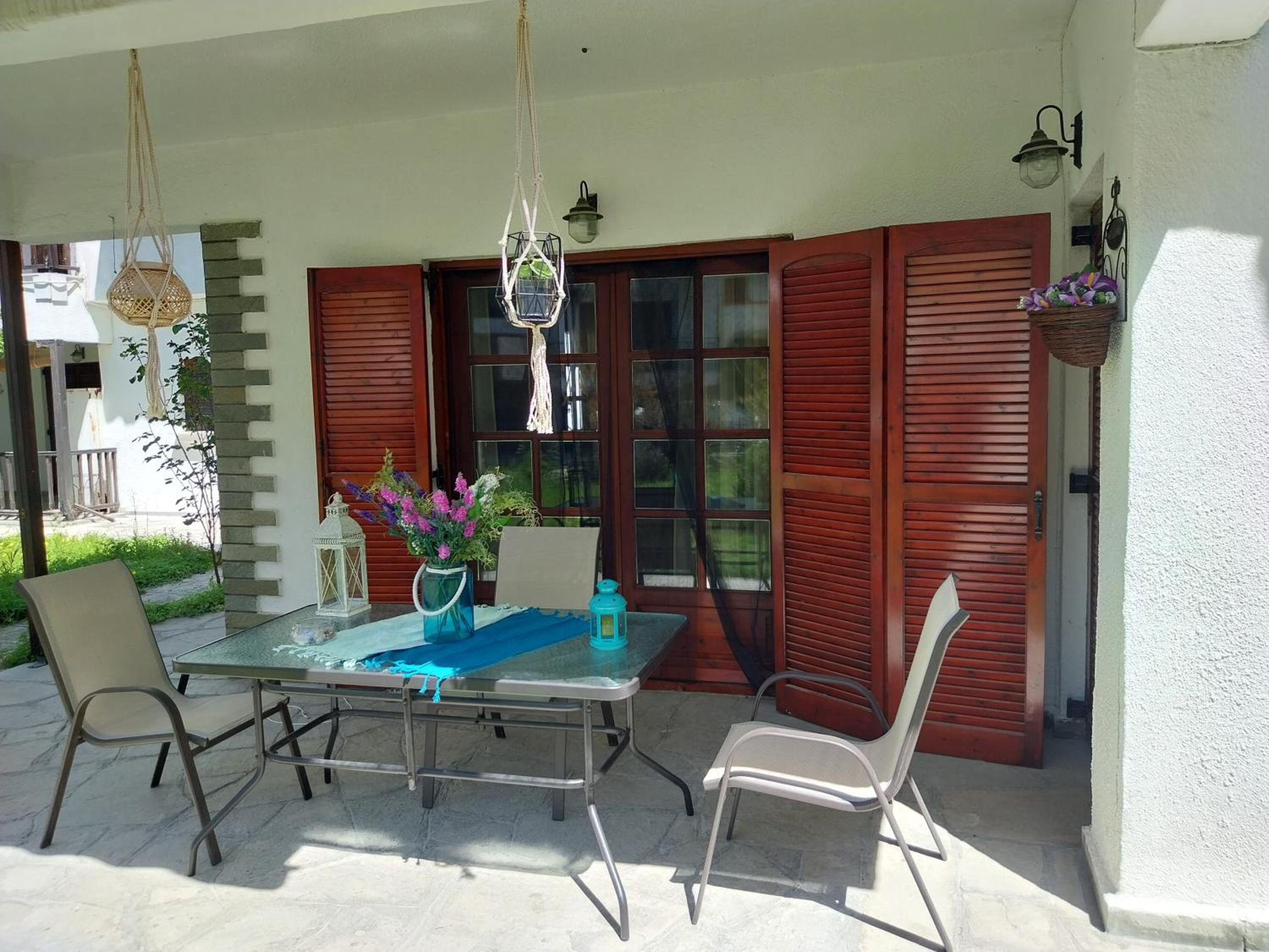 Christina's House!! view 2