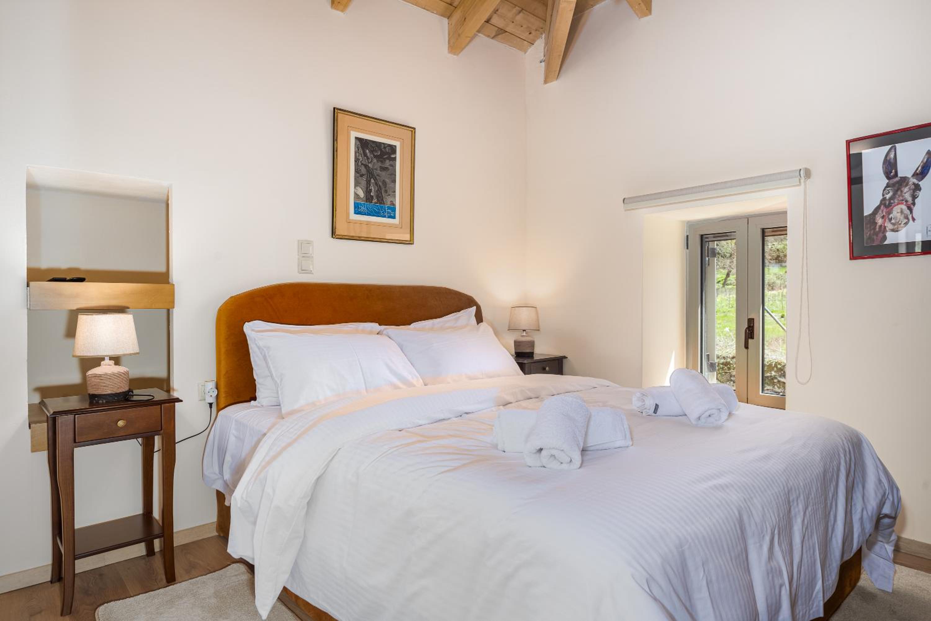 AROANIA suites