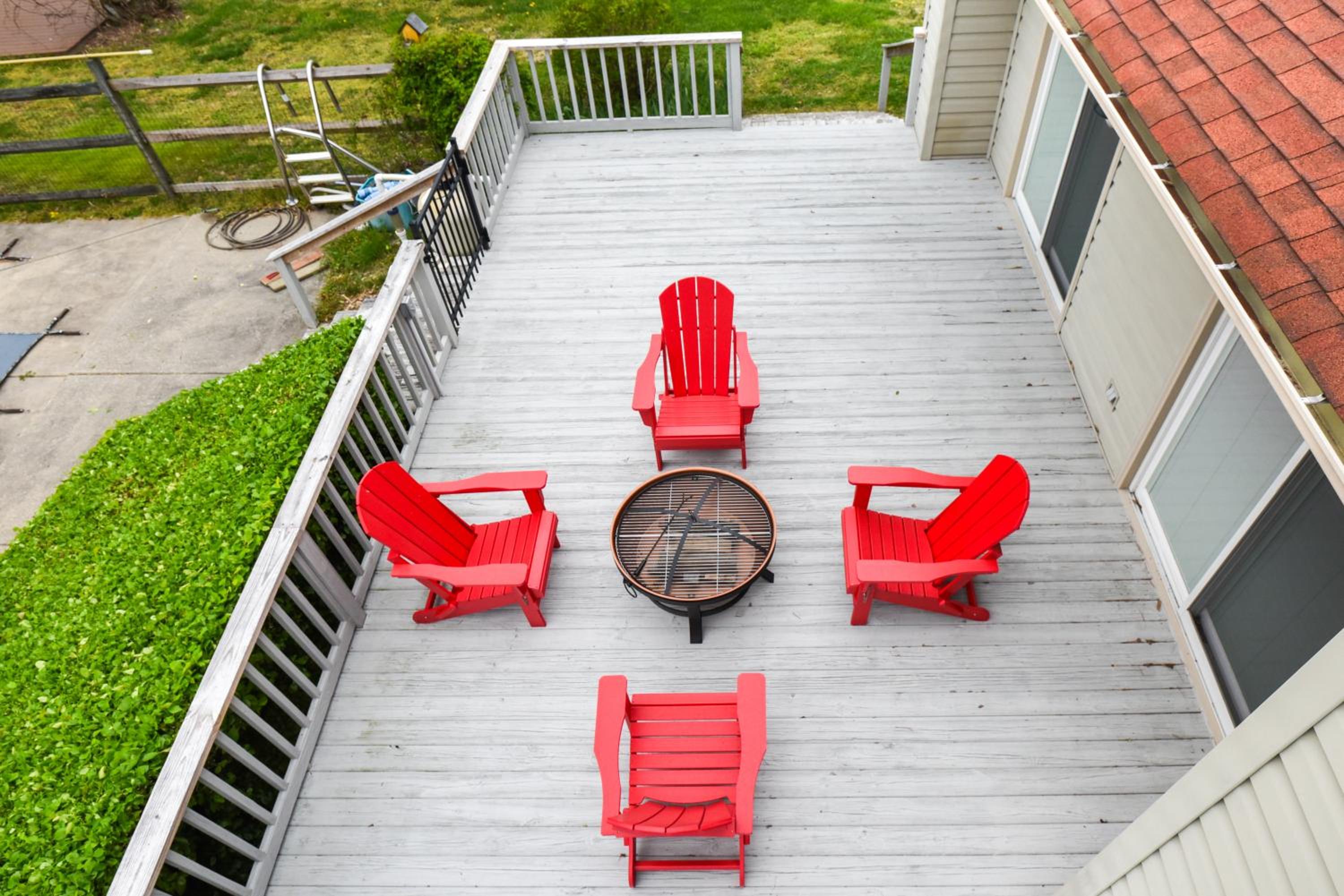 Countryside Retreat - Fire Pit, Pool, Movie & Game Room view 4