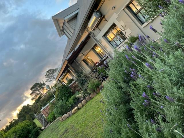 Stoneridge Large Family Cottage