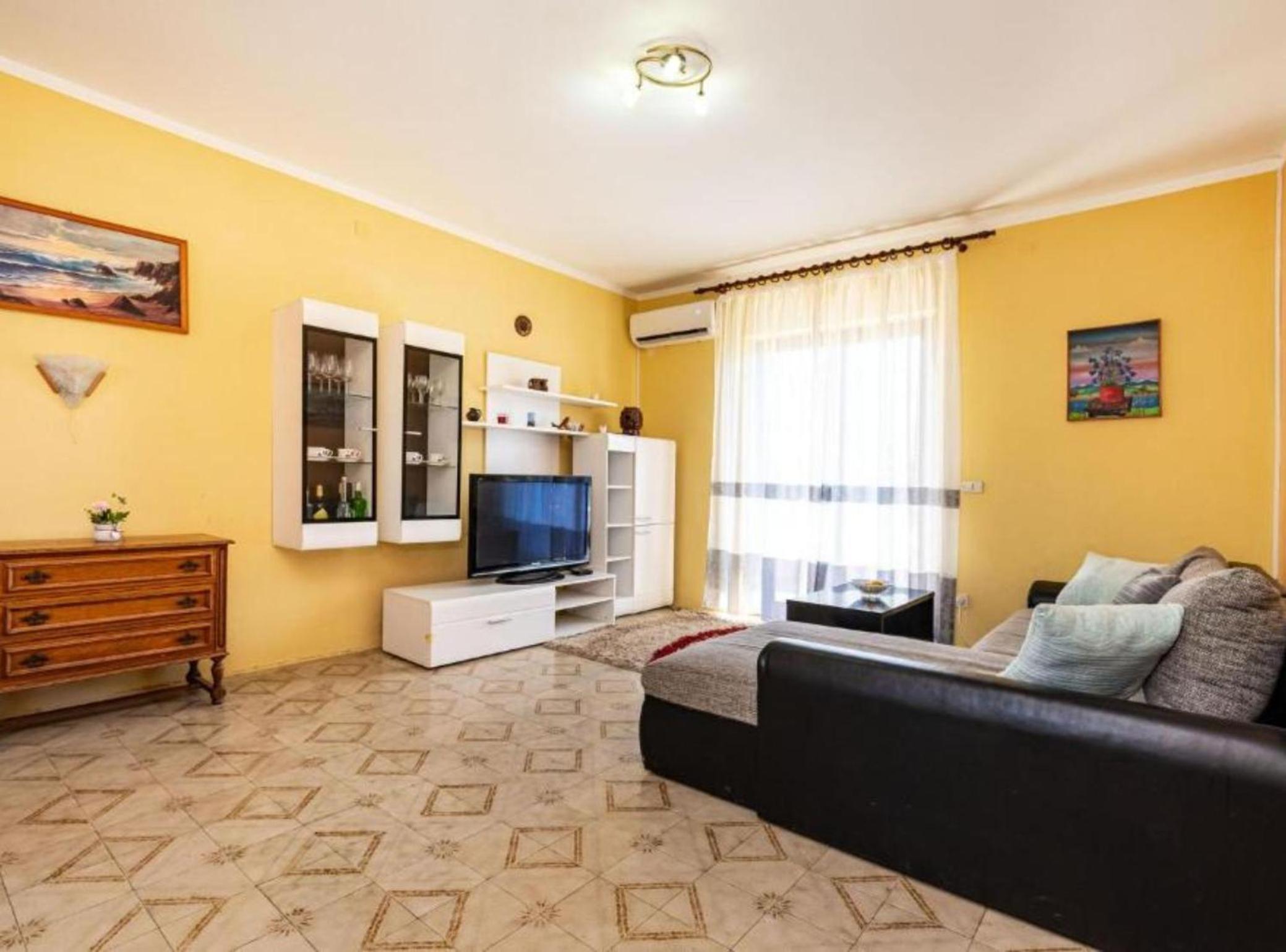 Apartment Serđa