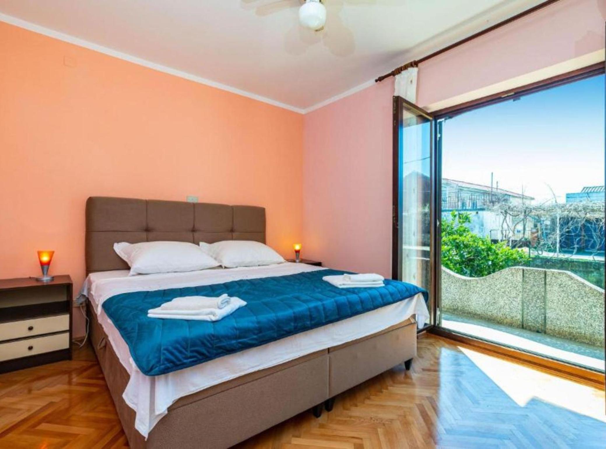 Apartment Serđa