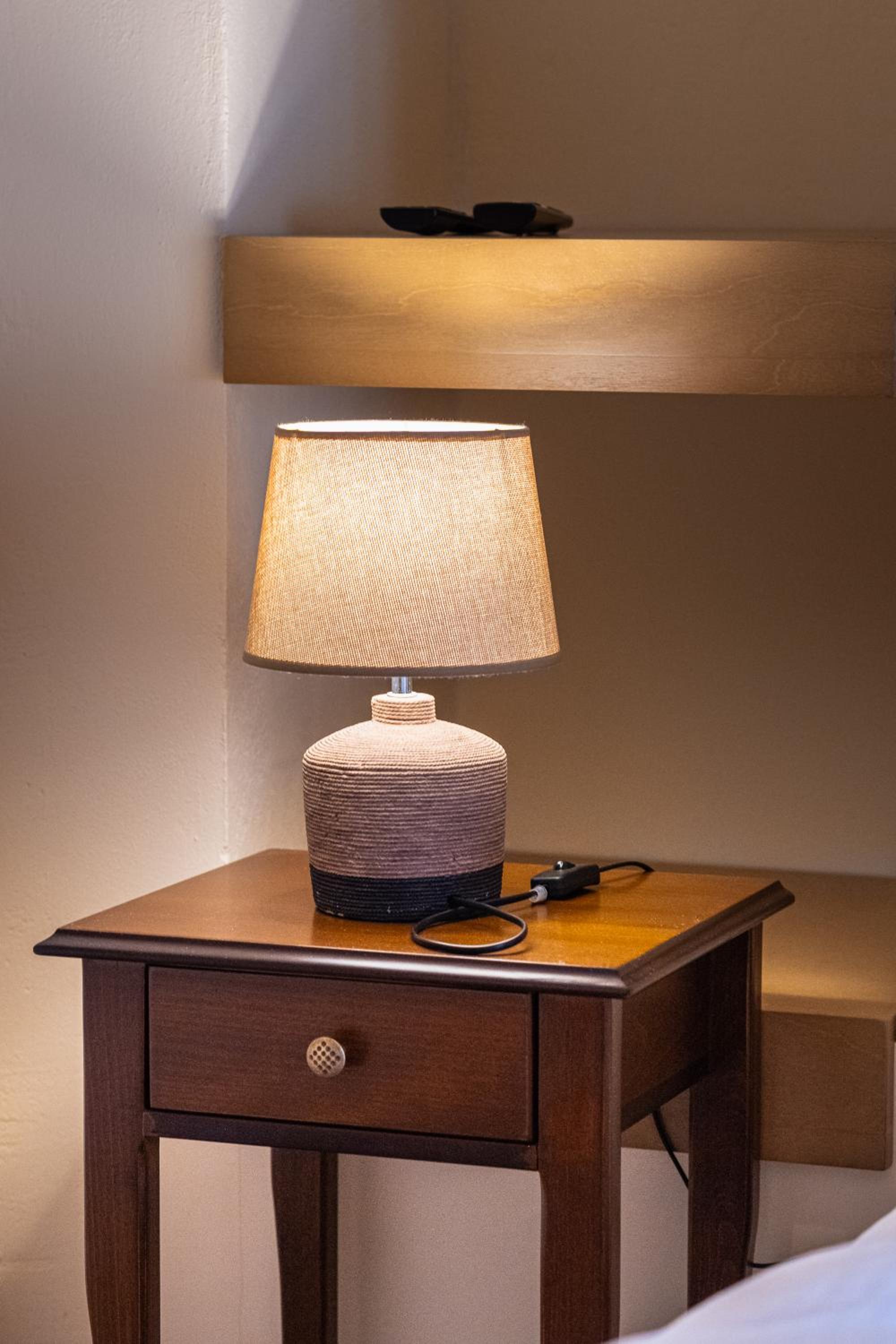 AROANIA suites