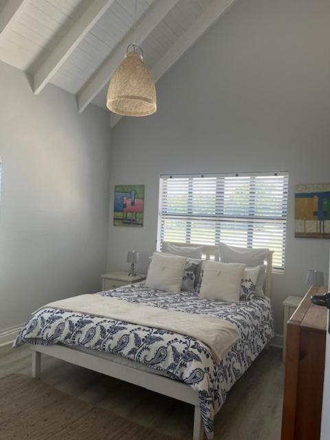 Stoneridge Large Family Cottage