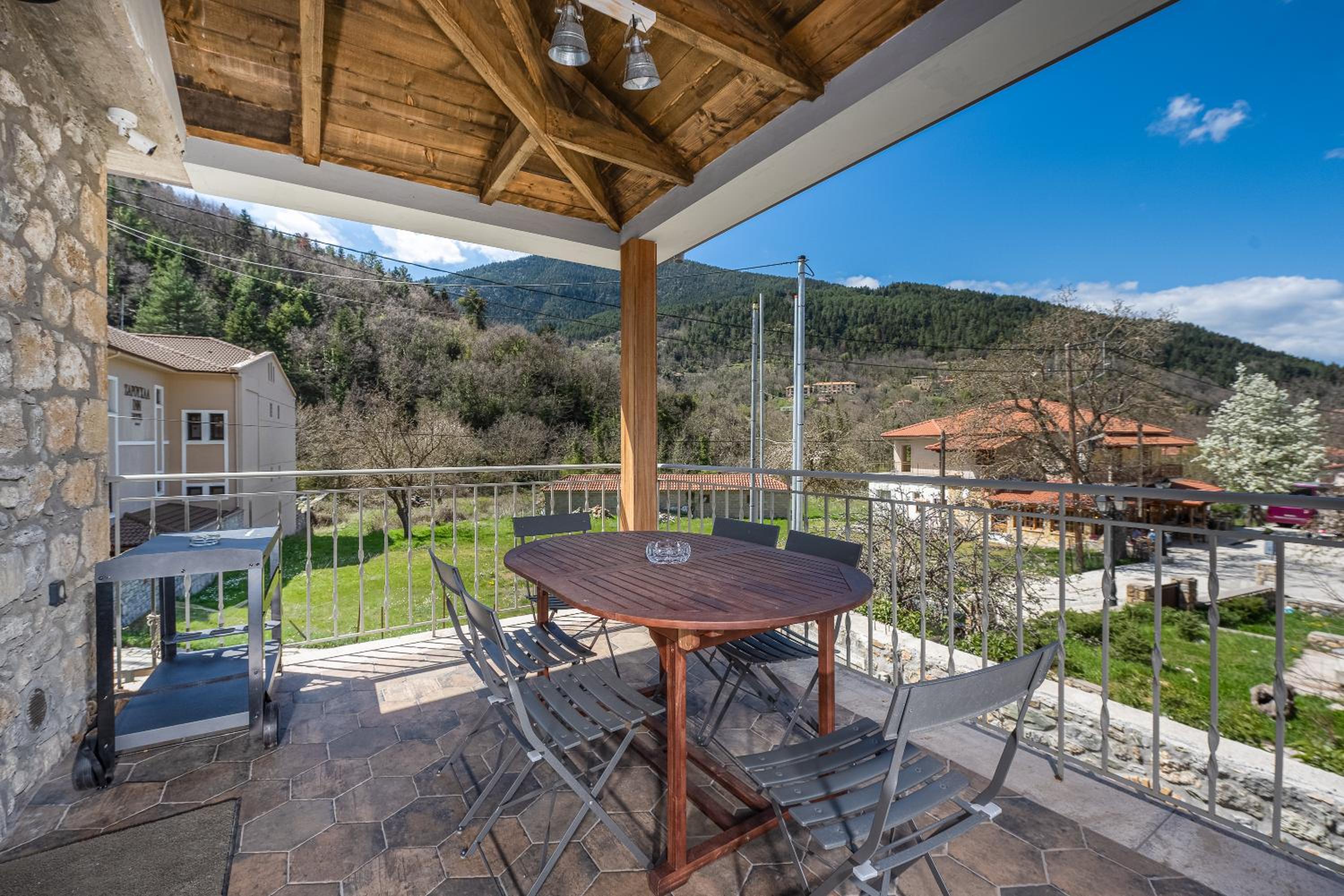 AROANIA suites