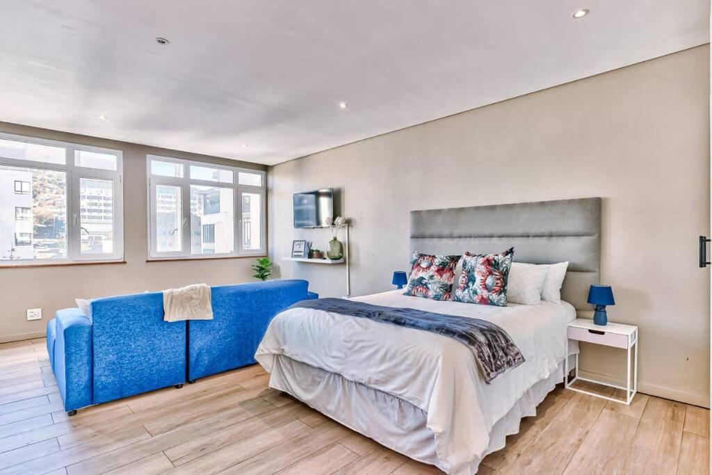 Senator Park Luxury Apartment