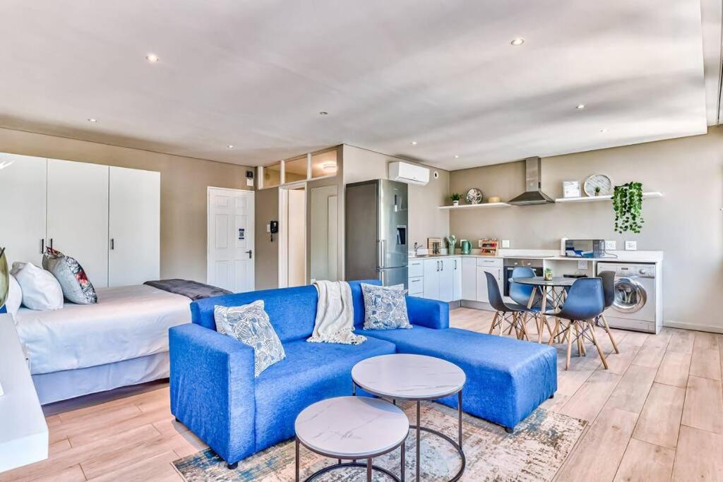 Senator Park Luxury Apartment