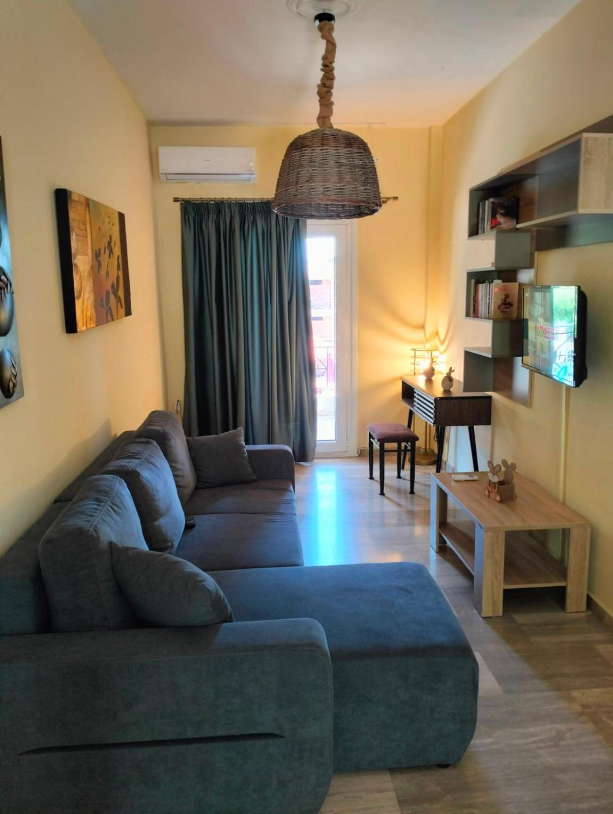 Helens Apartment photo 3