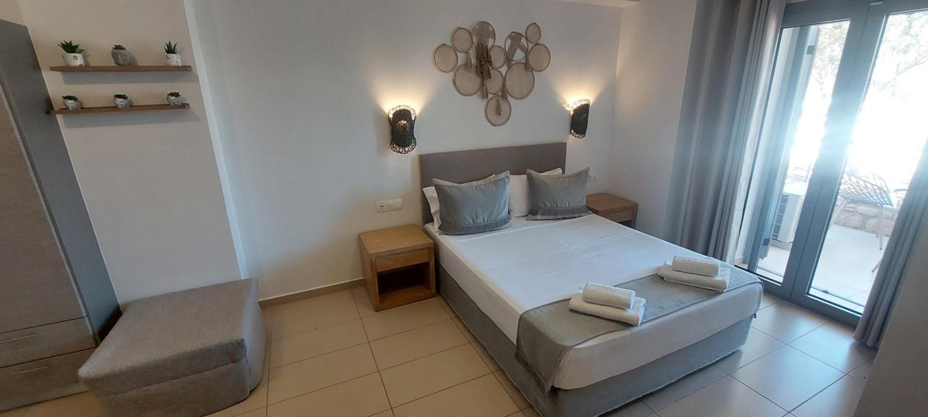 Selinopetra Rooms