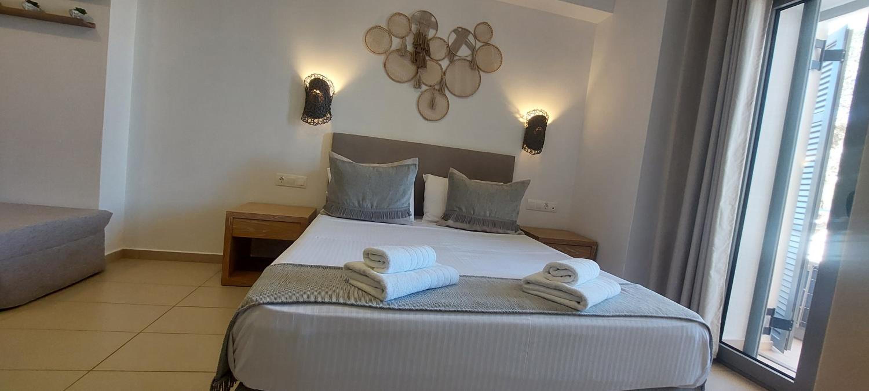 Selinopetra Rooms