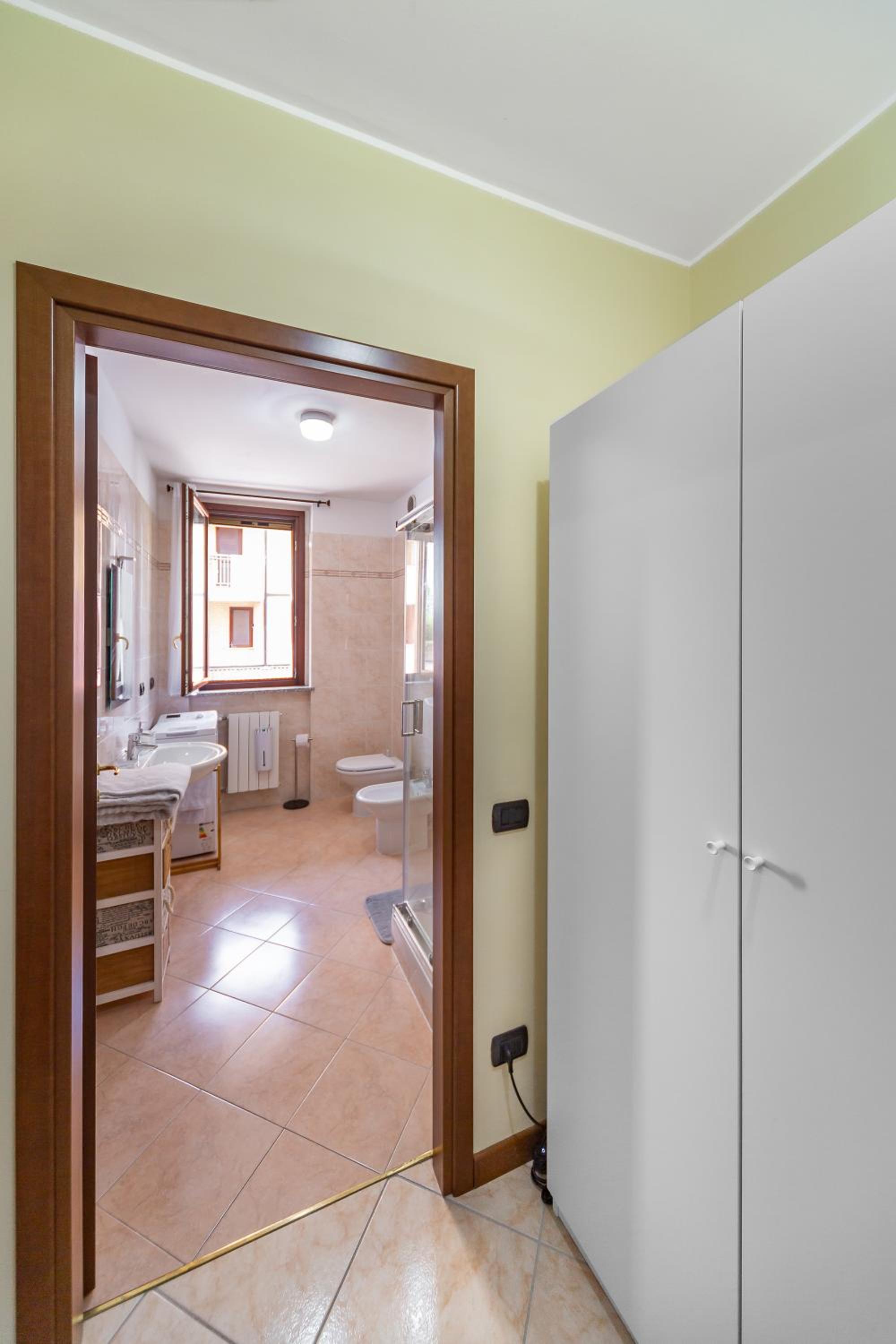 El Sol Residence - Modern house near Milan view 5