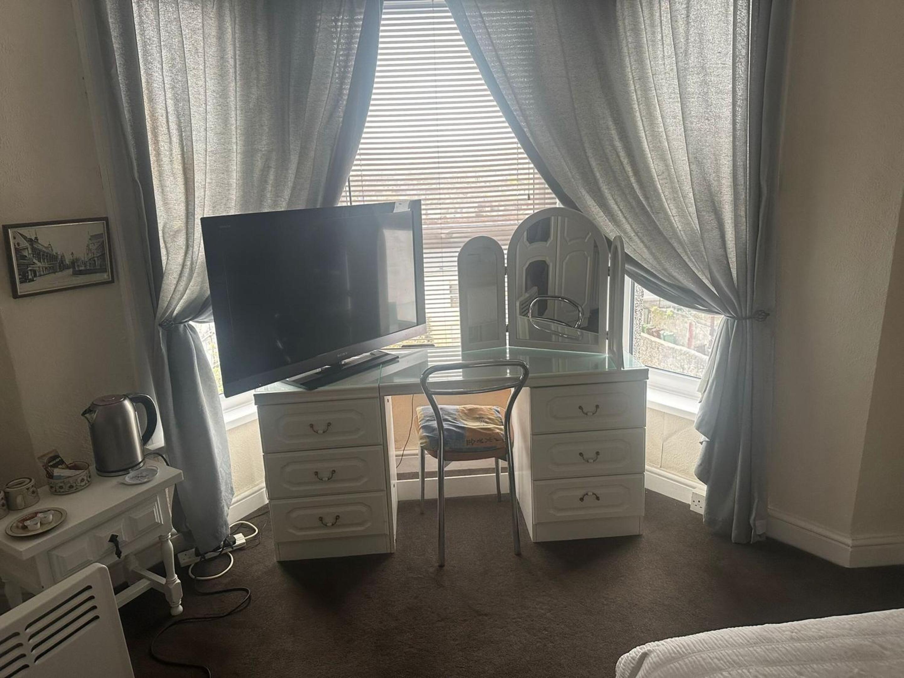 Photo 16