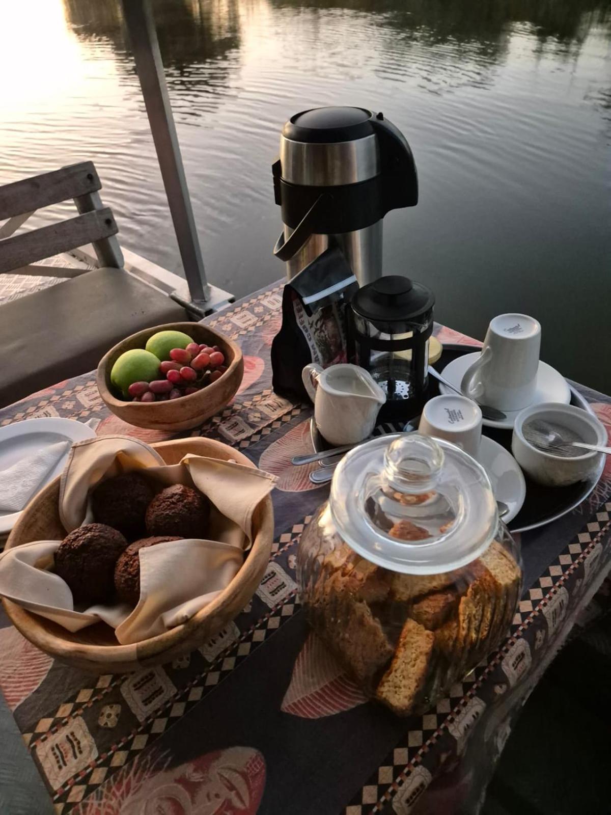 Zambezi Dusk River Facing-all inclusive-Luxury Accommodation