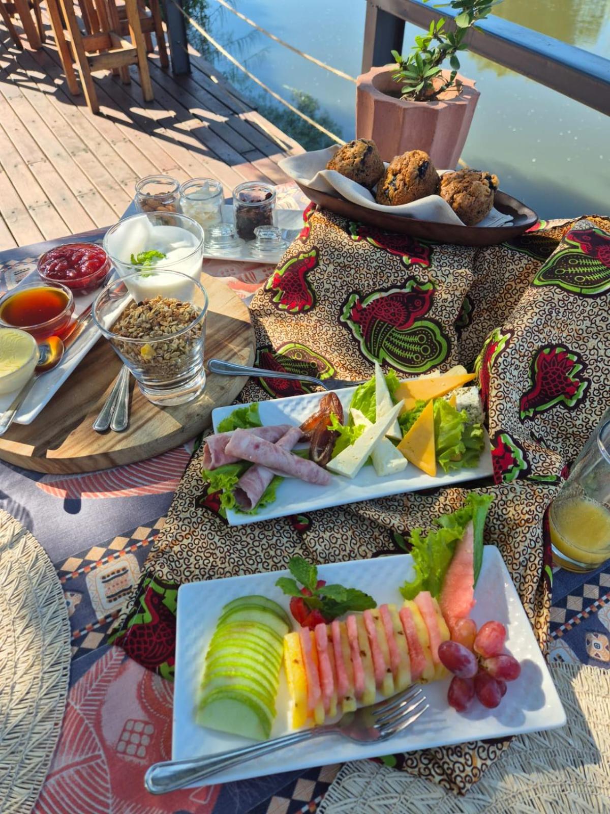 Zambezi Dusk River Facing-all inclusive-Luxury Accommodation