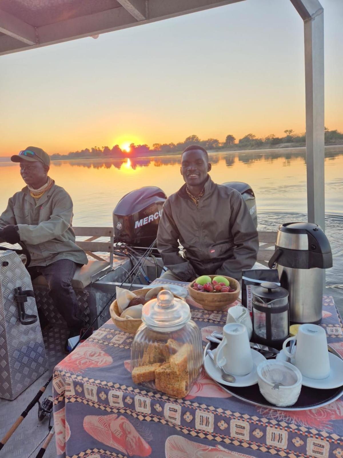 Zambezi Dusk River Facing-all inclusive-Luxury Accommodation