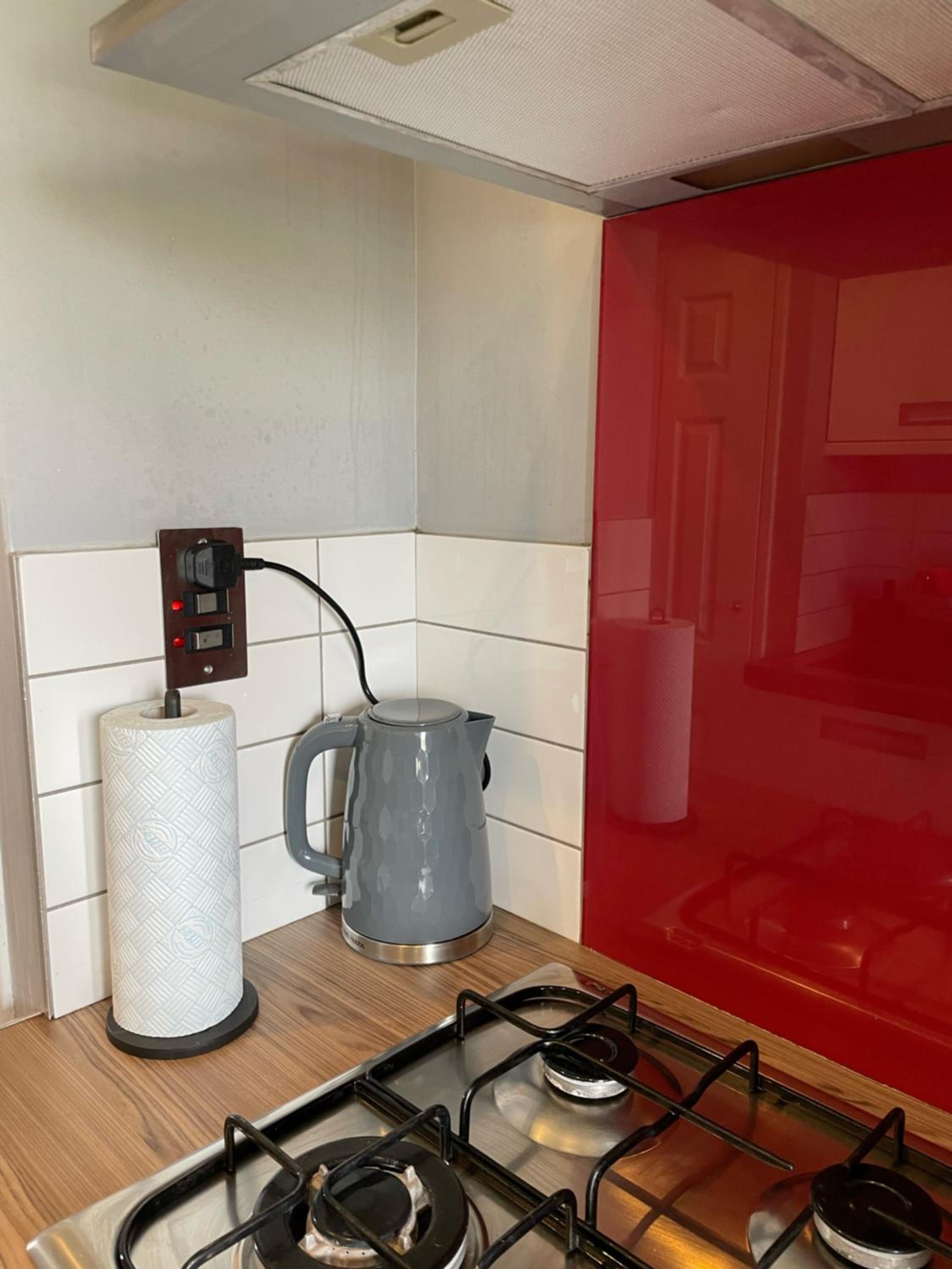 Top Floor 1 Bedroom Apartment with views over London