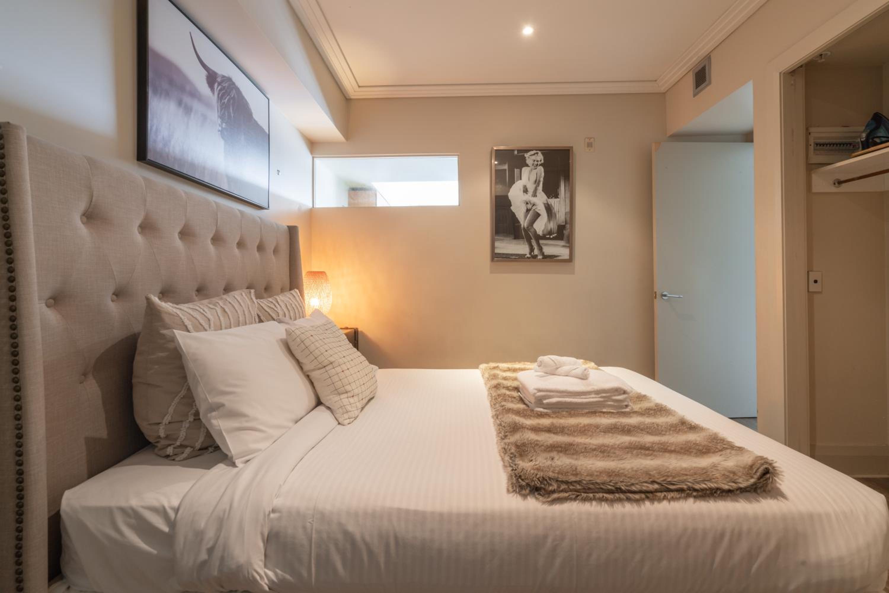 Luxury Waterfront Haven On Viaduct Harbour view 4