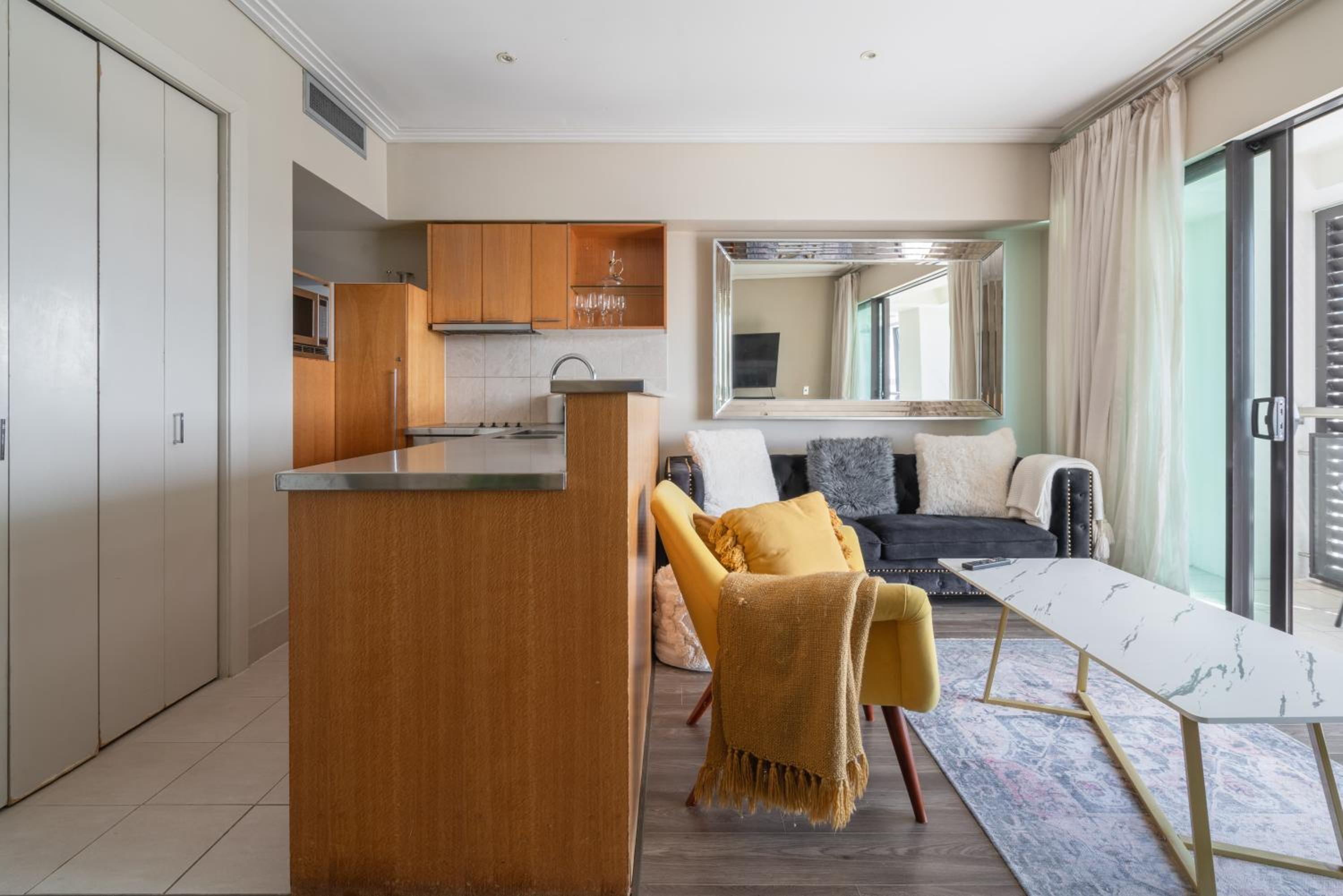 Luxury Waterfront Haven On Viaduct Harbour view 5