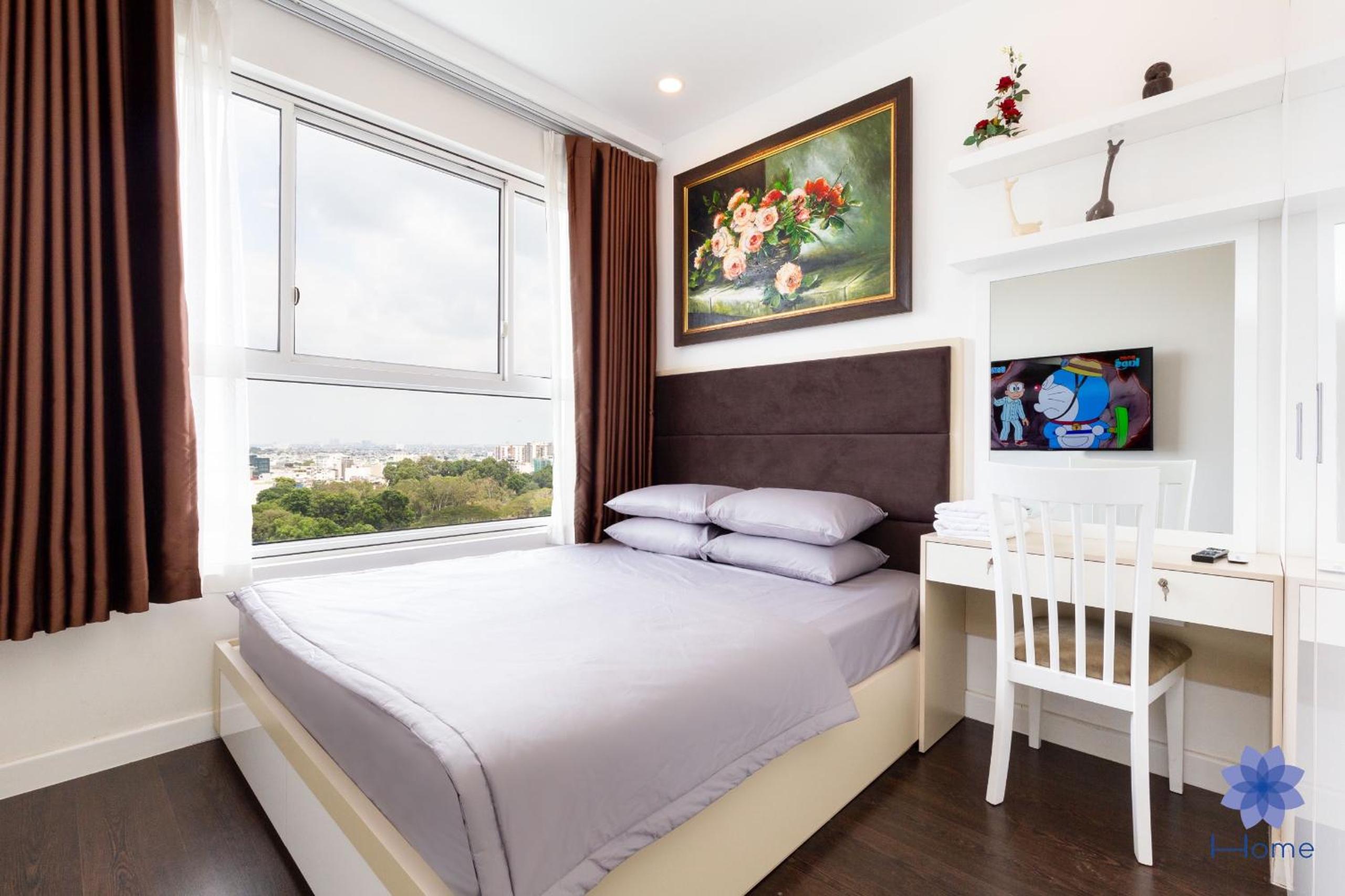 iHome Furnished Apartments with Free Gym & Pool, Airport Pick-Up Service