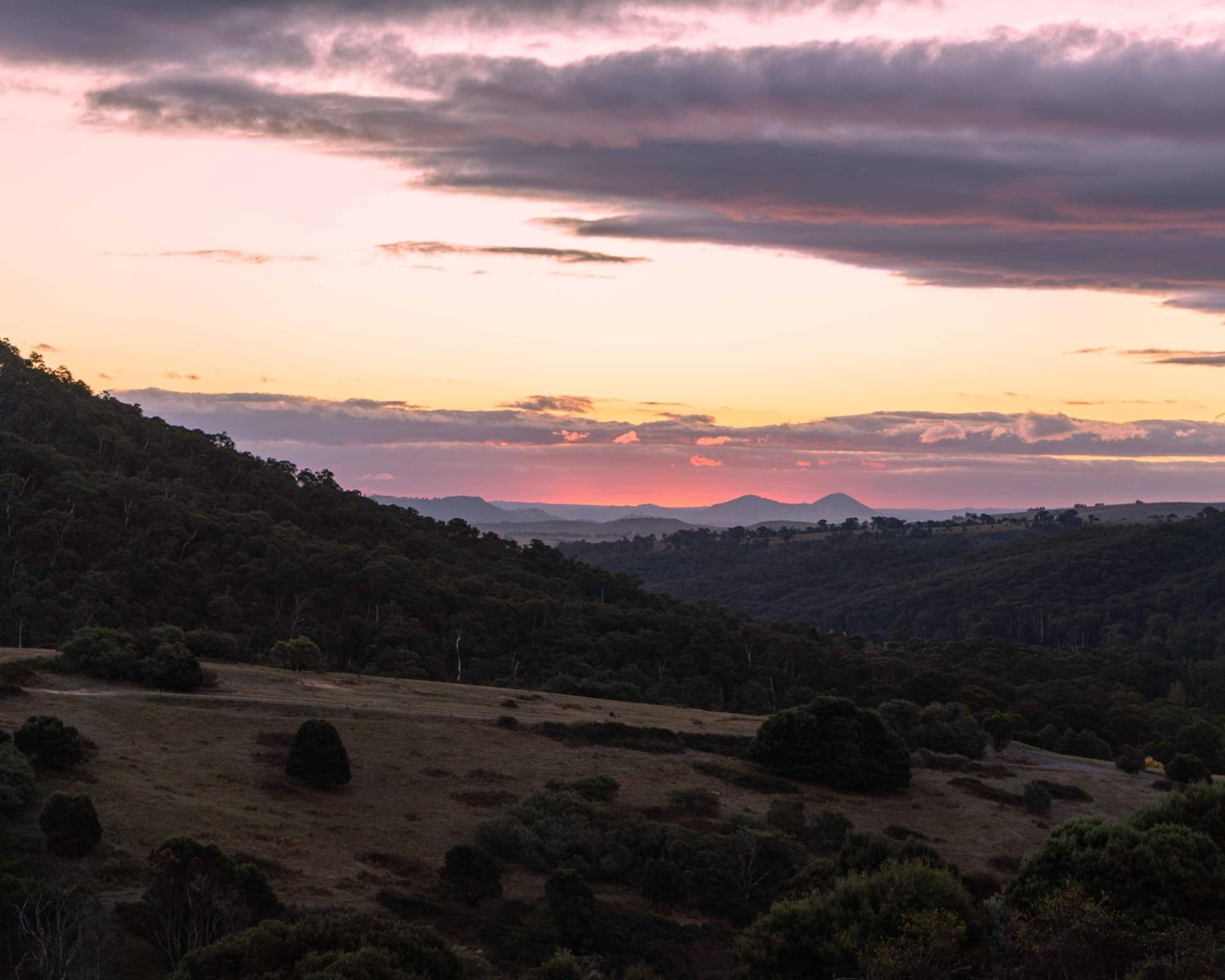 Luxury Alpine Stay with Epic Views at Mt Buller foothills