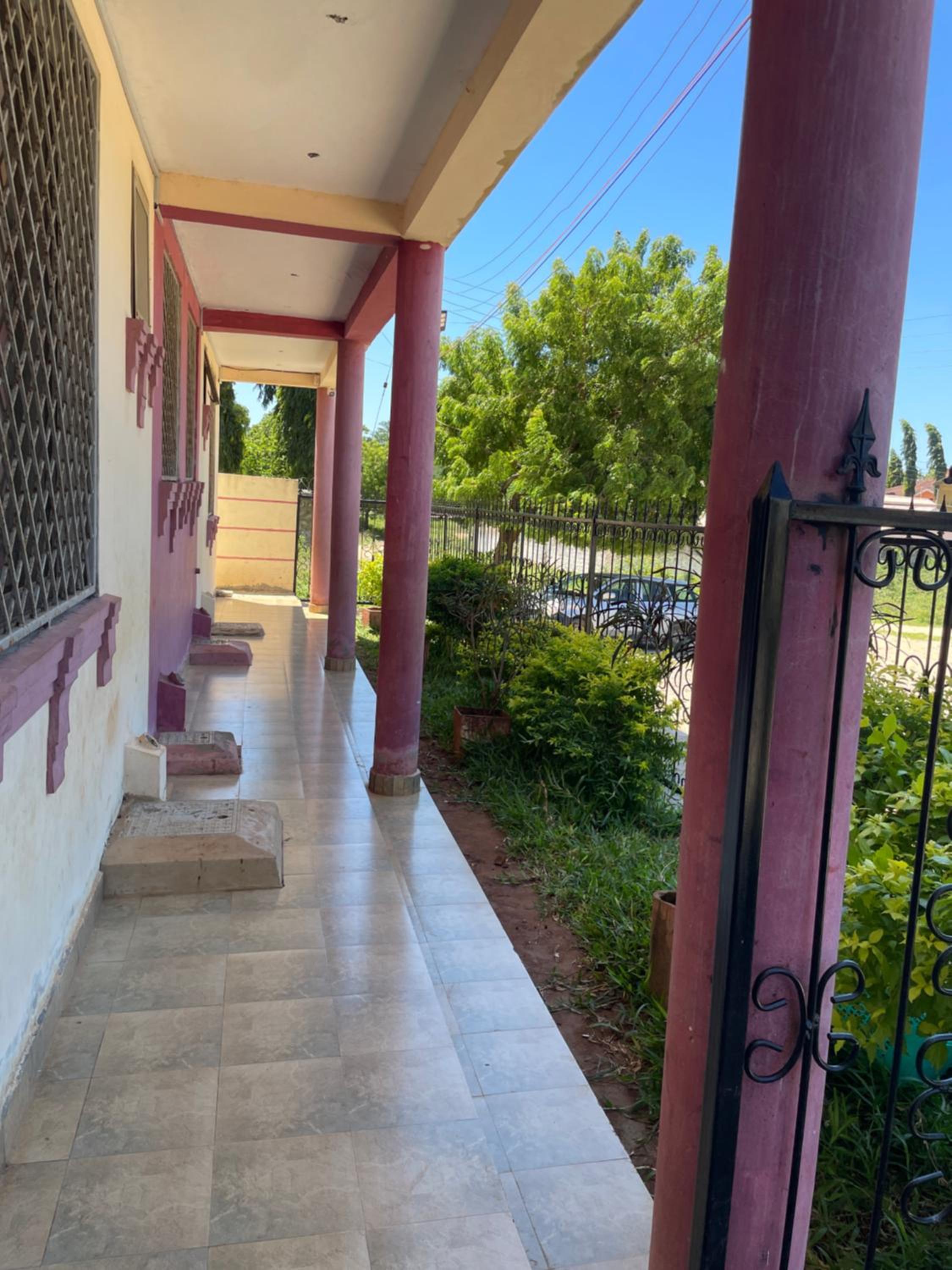 Paradise Apartments
