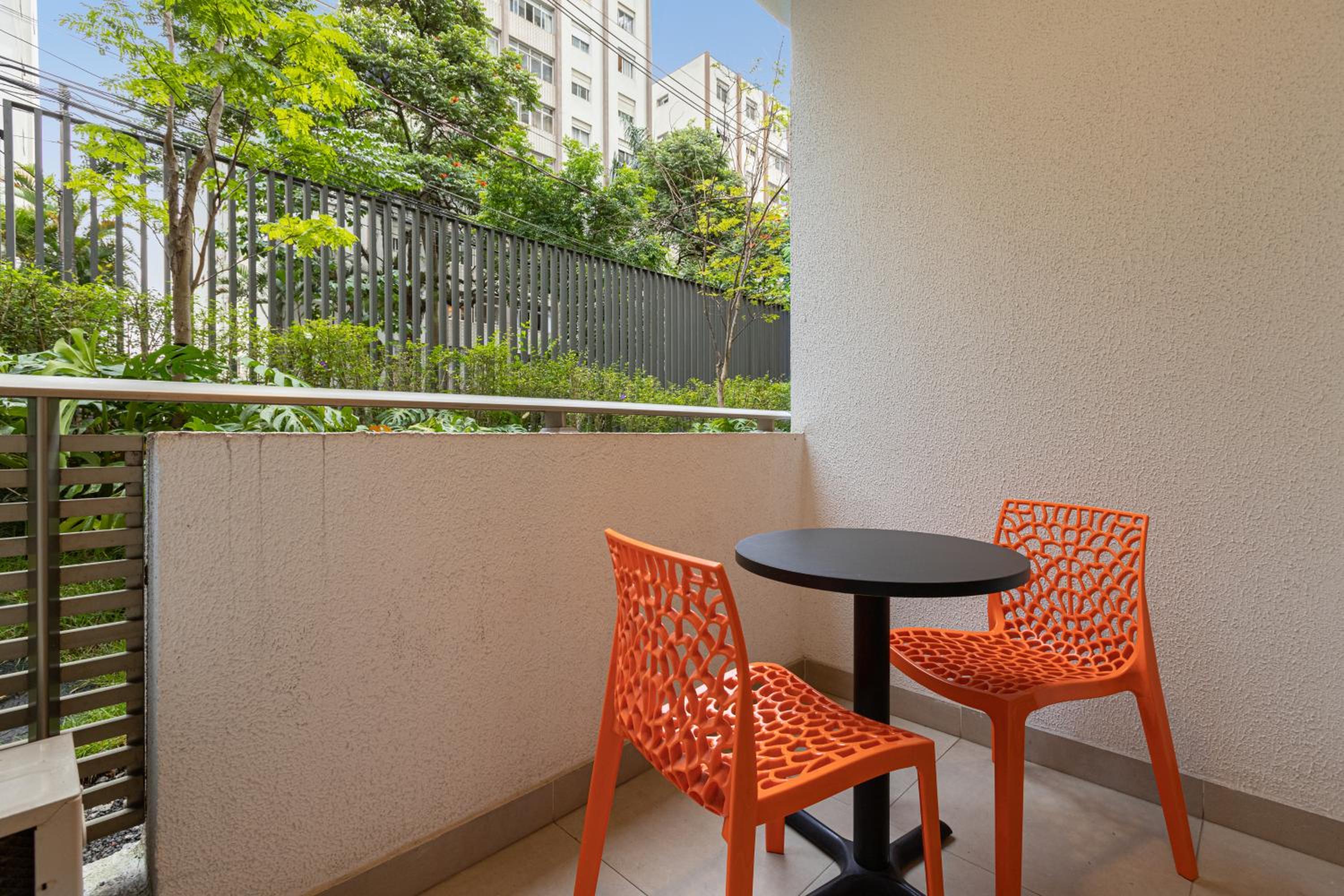 Studios Completos - Vila Madalena - Rua Girassol