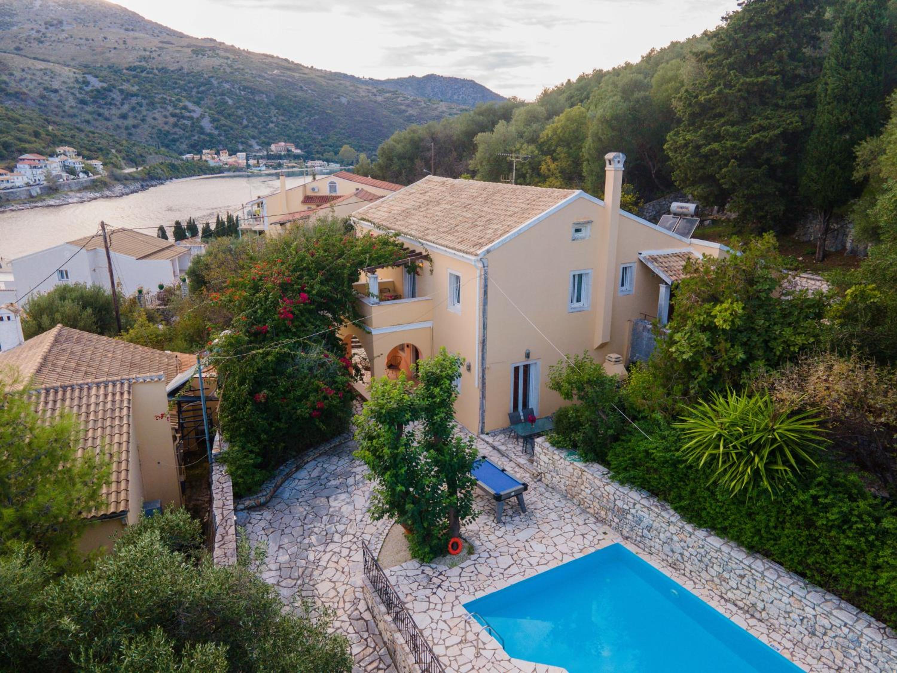 Villa Moyria by PosarelliVillas