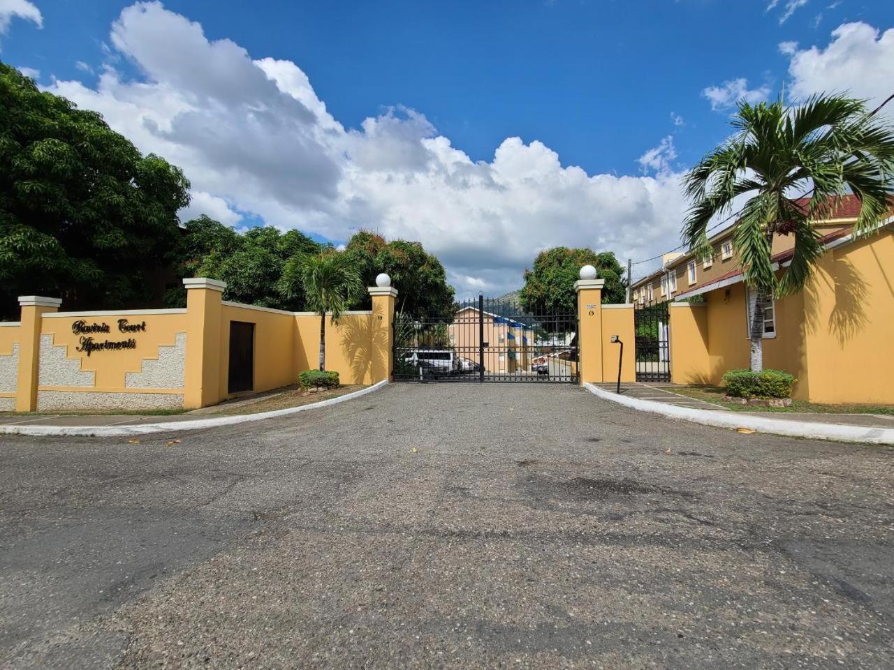 Captivating 1-Bed Ravinia Apartment in Kingston view 3
