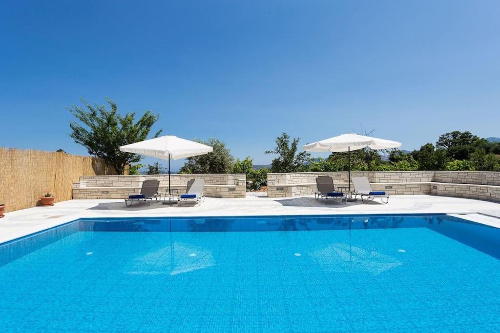 Creteholidayhome cozy villa