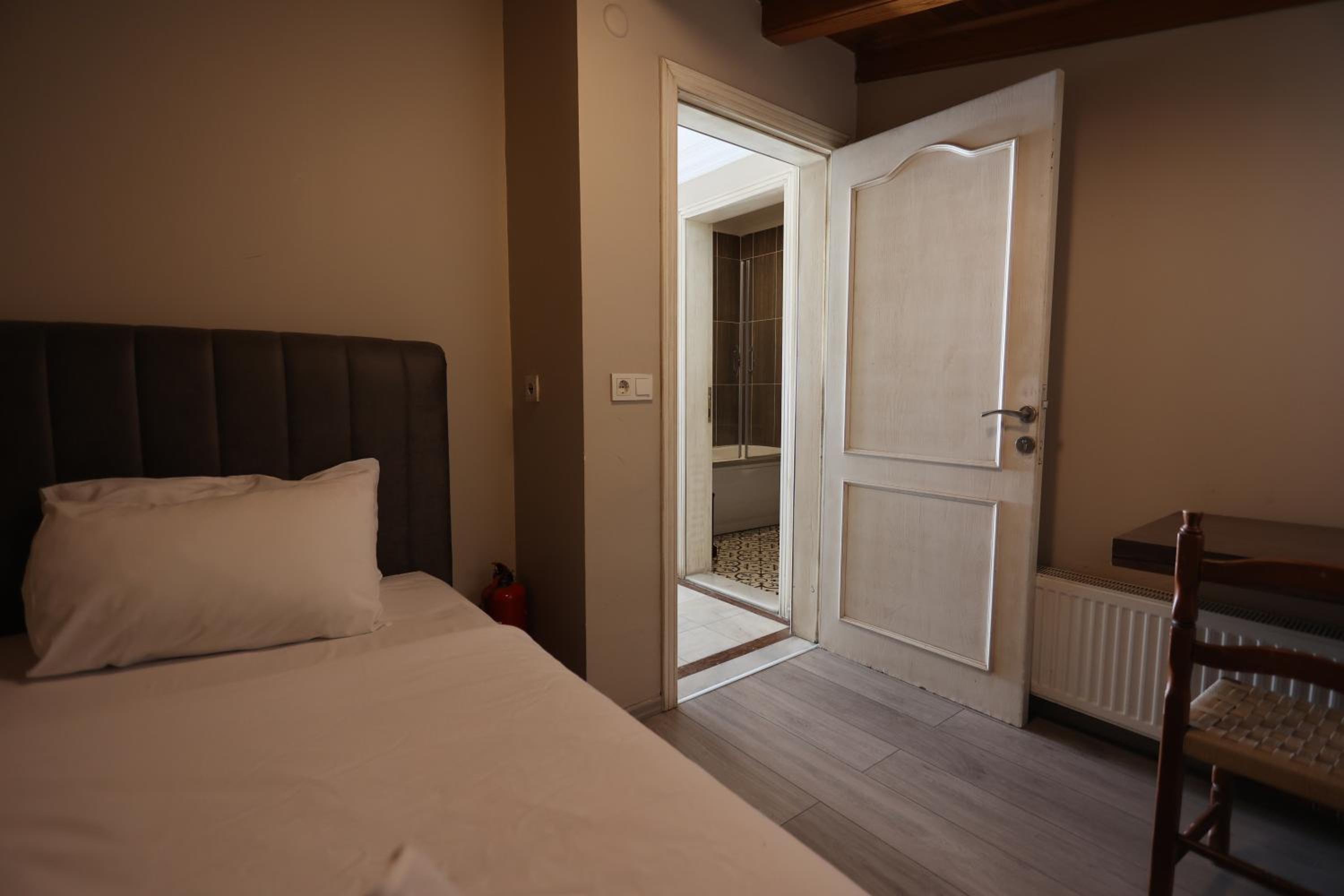 Cheers Deniz Feneri - Image 89