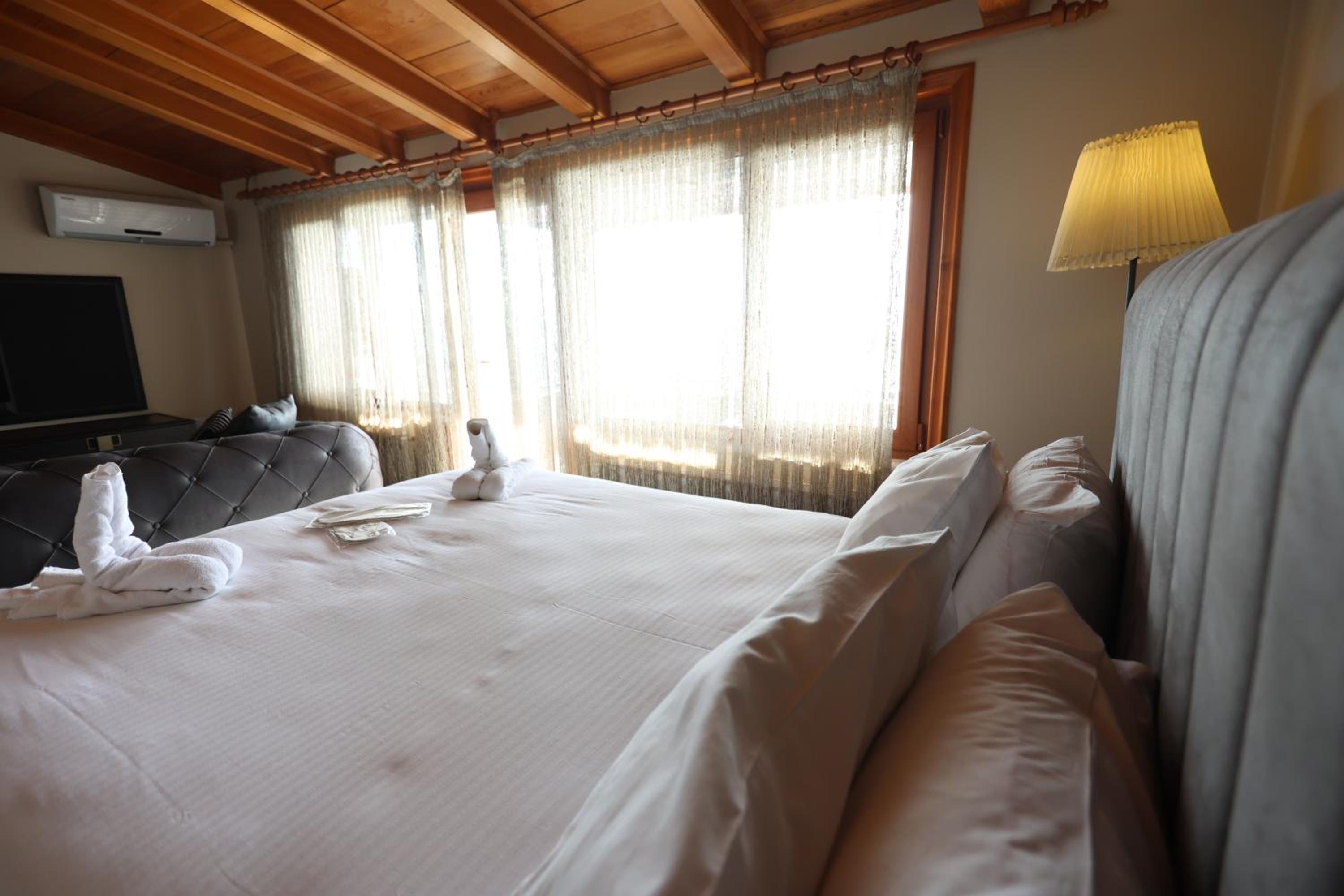 Cheers Deniz Feneri - Image 31